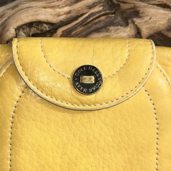 Cole Haan yellow leather Card wallet tri-fold - Picture 2 of 9